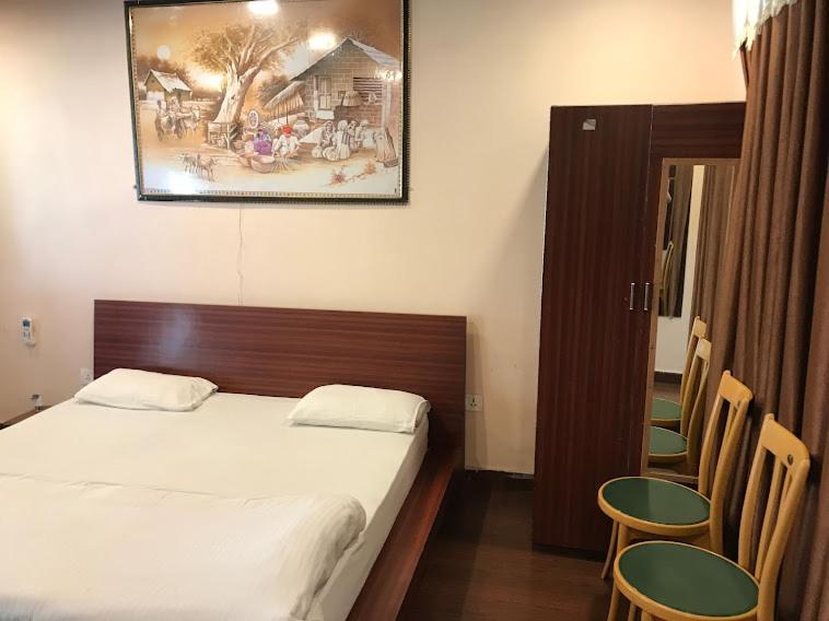 Riverside Resort 兰斯顿 外观 照片