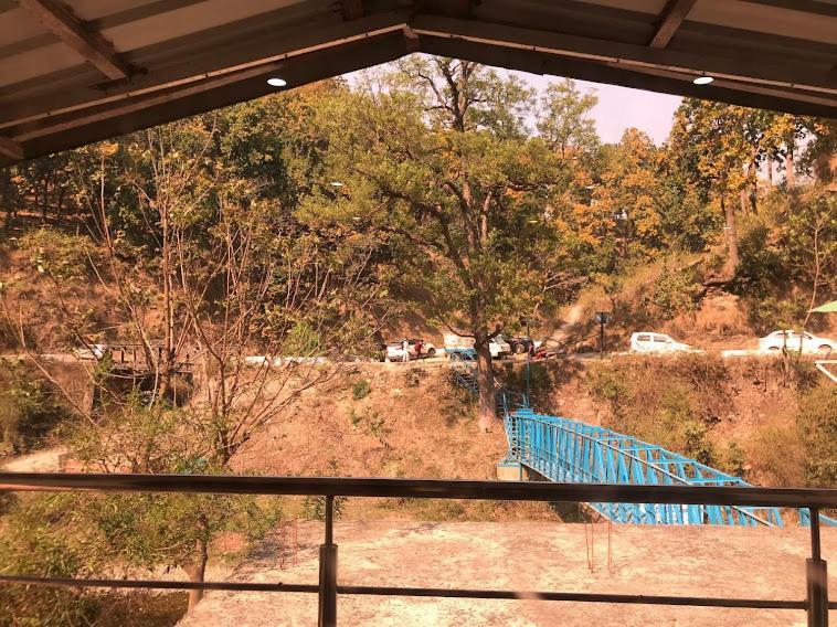 Riverside Resort 兰斯顿 外观 照片