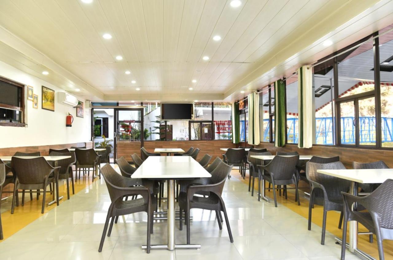 Riverside Resort 兰斯顿 外观 照片