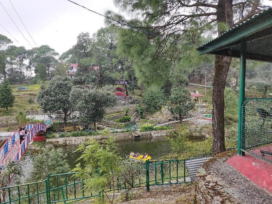 Riverside Resort 兰斯顿 外观 照片